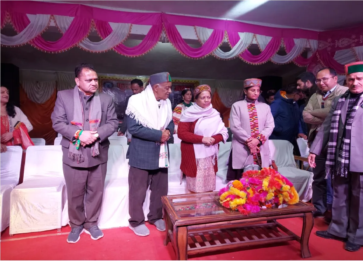 Chamba Pangi News :सांसद प्रतिभा सिंह नें रामलीला मैदान किलाड़ के सौंदर्यकरण के  लिए सांसद निधि से दिए 5 लाख